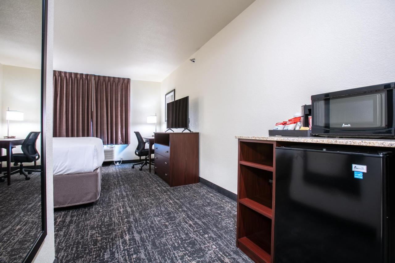 Cobblestone Inn & Suites - Pine Bluffs Exteriér fotografie